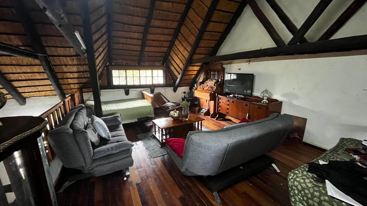 Farm Vibes Guesthouse Brits Exteriör bild